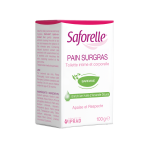 Un coffret blanc aux accents roses, griffé « Saforelle Pain Surgras », conçu pour la toilette intime et corporelle. Le coffret met en avant ses ingrédients enrichis : bardane et huile d'amande douce, et précise son poids à 100g. Les instructions et les ingrédients sont imprimés sur la boîte.