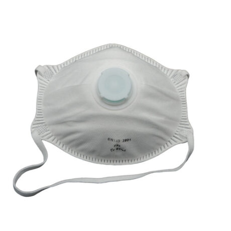 Un masque respiratoire blanc avec une valve d'air centrale. Le masque est doté d'une sangle élastique et d'un texte indiquant les normes et certifications imprimé sur son devant.