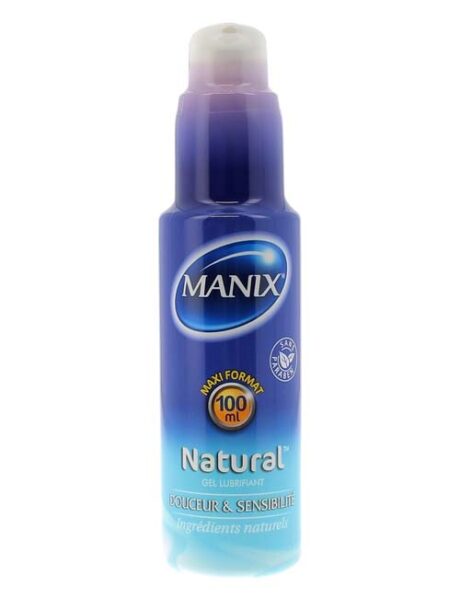 Un flacon de 100 ml de Lubrifiant Naturel Manix. La bouteille est principalement bleue, passant d'une teinte plus foncée en haut à une teinte plus claire vers le bas. L'étiquette mentionne également « Douceur & Sensibilité » qui se traduit par « Douceur & Sensibilité ».