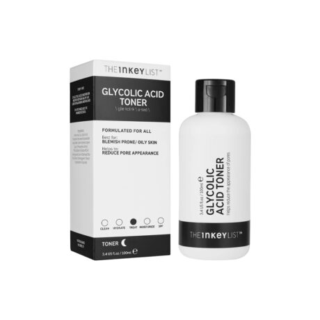 L'image montre une bouteille de « Toner à l'acide glycolique The Inkey List » à côté de sa boîte d'emballage. La bouteille de toner est blanche avec un capuchon noir et contient 100 ml (3,4 fl oz). Le packaging met en avant ses bienfaits pour les peaux à imperfections/grasses et réduit l’apparence des pores.