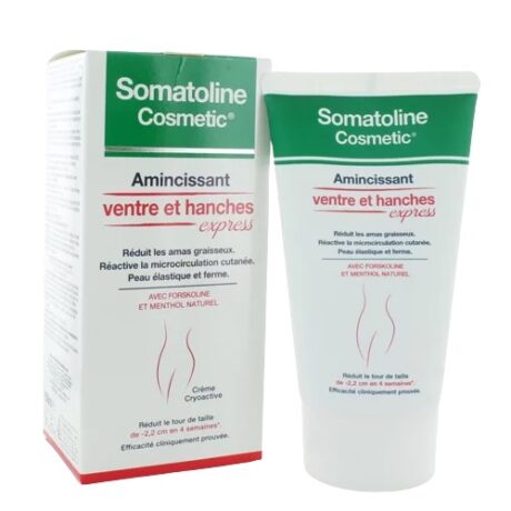 Un tube de produit Somatoline Cosmetic pour affiner le ventre et les hanches est placé à côté de sa boîte. Le tube et la boîte présentent des couleurs vertes, blanches et rouges, avec un texte en français décrivant ses effets amincissants et raffermissants pour la peau.