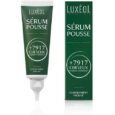 Un tube et une boîte verts de Luxéol Cheveux Sérum Pousse, étiquetés « +7917 Cheveux en phase croissance » et « Cliniquement prouvé ». Le tube et la boîte ont un design élégant et portent clairement le nom du produit et ses avantages.