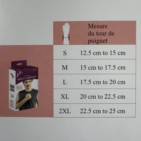 Un tableau des tailles pour les repose-poignets en centimètres avec les tailles correspondantes : S (12,5-15 cm), M (15-17,5 cm), L (17,5-20 cm), XL (20-22,5 cm), 2XL (22,5-25 cm). ). Une image de l'emballage du support de poignet se trouve à gauche, montrant une personne portant le support.