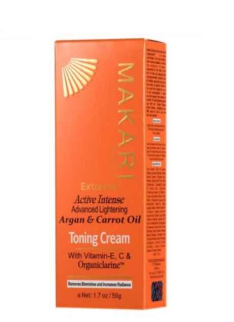 l'image montre une boîte orange de crème tonique éclaircissante à l'huile d'argan et de carotte makari extreme active intense advanced. la boîte souligne que la crème contient des vitamines e, c et organiclarine et prétend éliminer les imperfections et augmenter l'éclat. le poids net est de 1,7 oz/50 g.