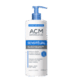 flacon de gel nettoyant surgras sensitélial d'acm laboratoire dermatologique. l'étiquette est bleue et blanche, indiquant qu'il est destiné au visage et au corps, adapté aux peaux sèches et à tendance atopique. le flacon est muni d'un distributeur à pompe et contient 500 ml.