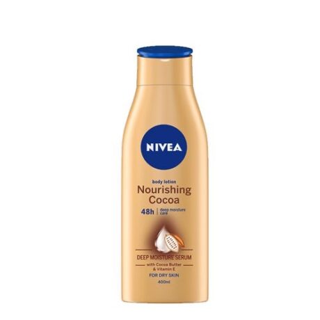 flacon beige de lotion corporelle nivea nourishing cocoa, avec bouchon bleu et motif de fève de cacao. l'étiquette met en valeur « soin hydratant profond 48h » et « sérum hydratant profond au beurre de cacao » pour peaux sèches dans un format de 400 ml.