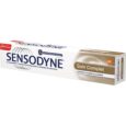 une boîte de dentifrice sensodyne soin complet avec marquage et texte en français. l'emballage met en valeur le soulagement de la sensibilité dentaire et la protection quotidienne. il est principalement blanc et beige avec un design en spirale et un logo gsk orange.