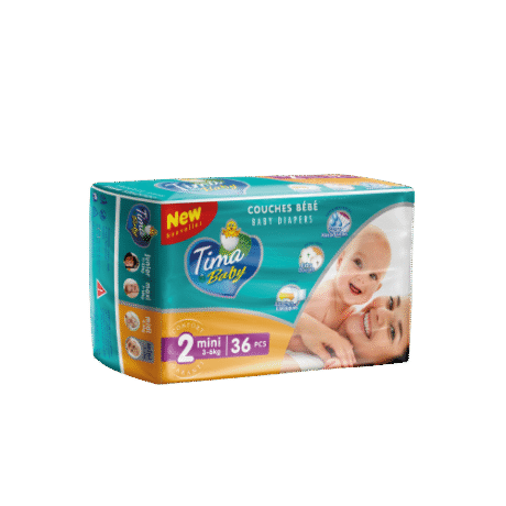 paquet de couches tima baby pour bébés de 3 à 6 kg. le paquet contient 36 couches, étiquetées « mini 2 ». le motif représente un bébé et un parent souriants, ainsi que diverses caractéristiques et logos du produit.