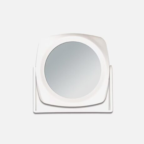 un miroir rond avec un cadre carré blanc, posé sur une base blanche sur un fond blanc uni.