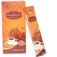 une boîte et un sachet de lonjack cordyceps militaris coffee représentant une tasse à café sur une soucoupe, avec un emballage orange et marron, contenant 10 bâtons de café instantané.