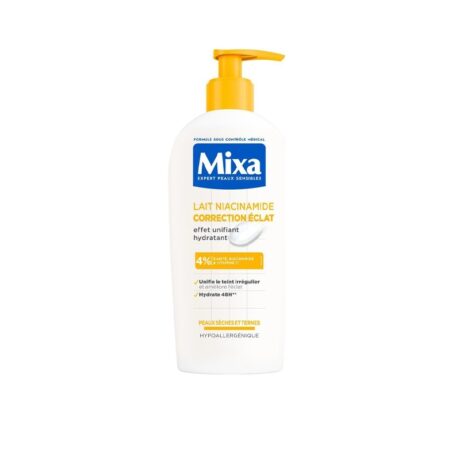 flacon pompe blanc de la crème hydratante mixa lait niacinamide correction Éclat, avec un étiquetage jaune et bleu, conçue pour les peaux sèches et sensibles. l'étiquette souligne la présence de 4 % de niacinamide et l'hydratation pendant 48 heures.
